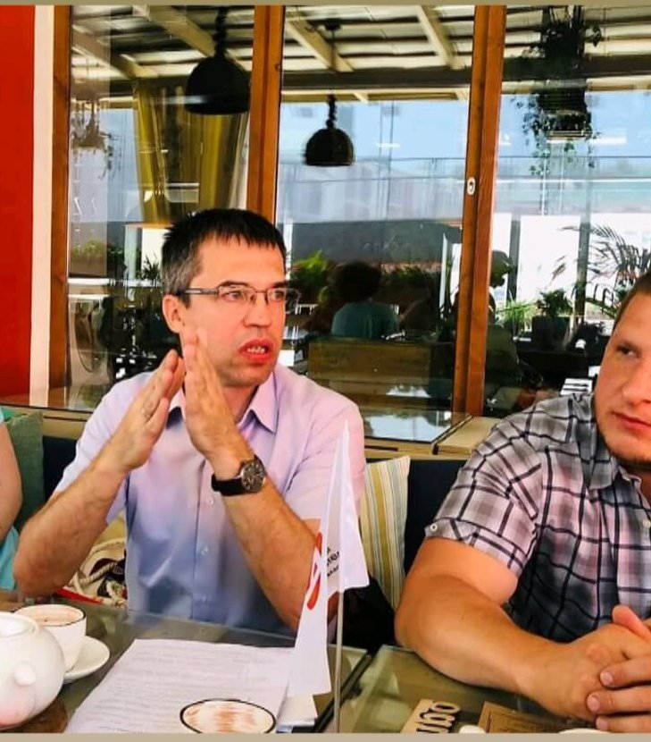Адвокат Евгений Абраменко выступил на бизнес-завтраке АПКО